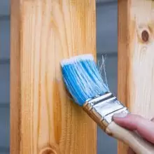 Яку деревину вибрати для дерев’яного паркану?